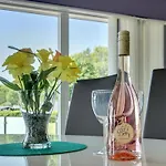 Helena - 250m From The Sea By Interhome Сasa de vacaciones