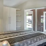 Helena - 250m From The Sea By Interhome Sarup