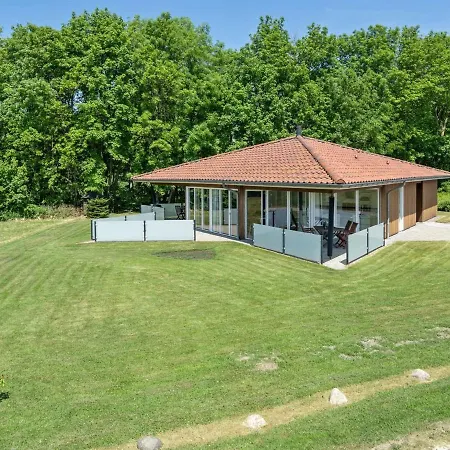 Holiday home Helena - 250m From The Sea In Se Jutland By Interhome *